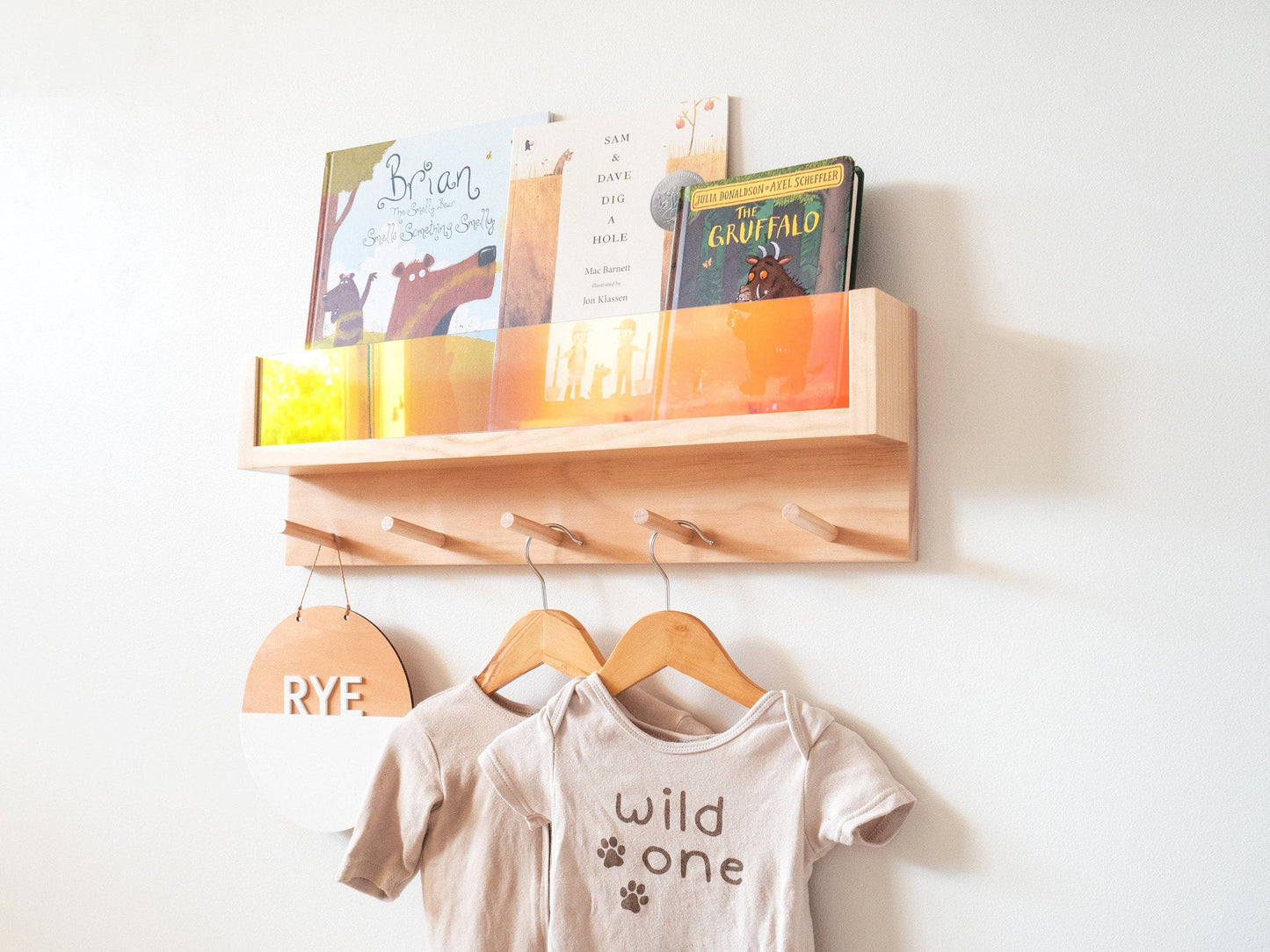 Woodyoubuy - Nursery bookshelf and clothes rack combo (acrylic front)