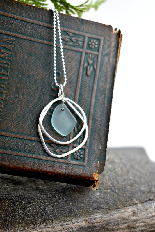 Whitelotus Design - Necklace - Organic double layer silver + glass pendant