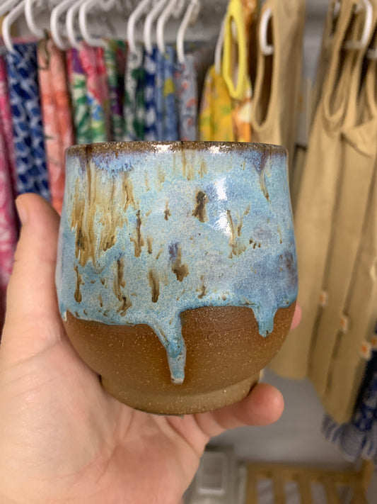 Little Queen Ceramics - Hug Mug - Light Blue