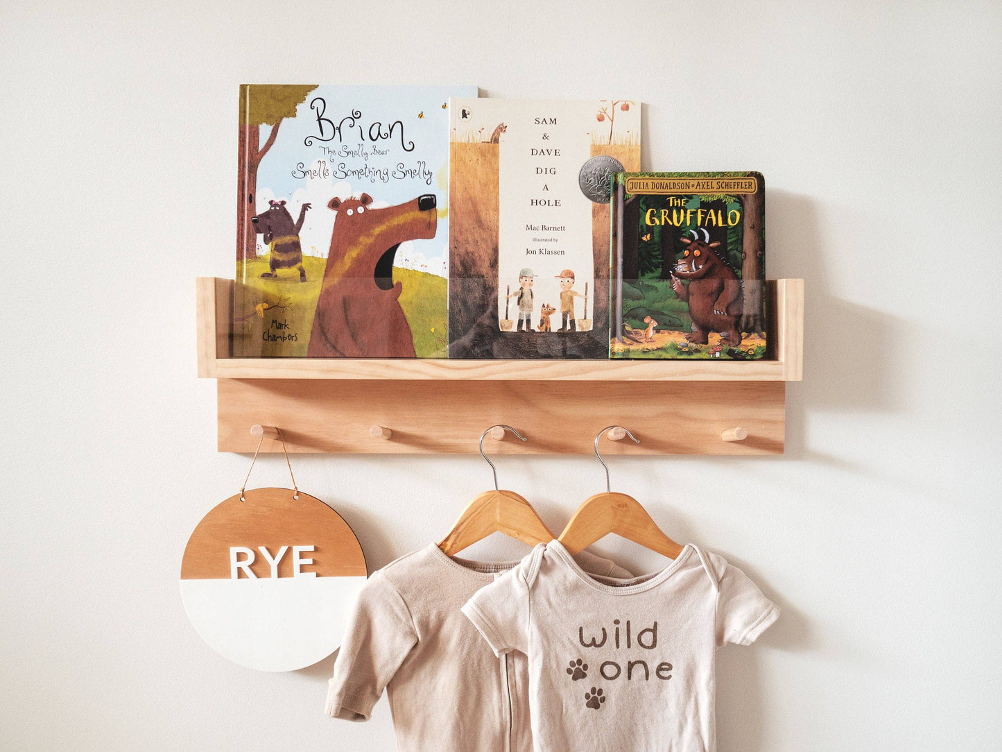 Woodyoubuy - Nursery bookshelf and clothes rack combo (acrylic front)