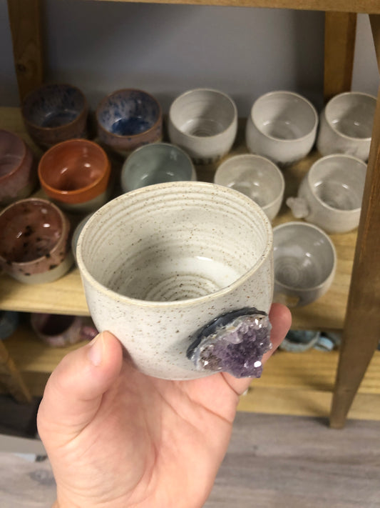 Wolf and Clay - Hug Mug with Amethyst Crystal