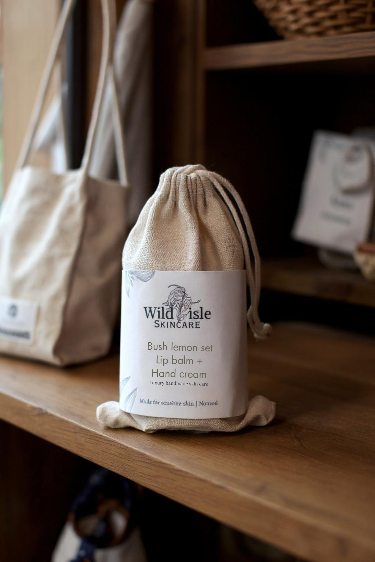 Wild Isle Skincare - Hand Cream & Lip Balm Gift Set - Bush Lemon