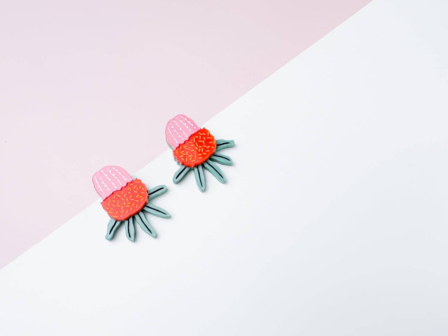 Little Geraldine - Earrings - Banksia
